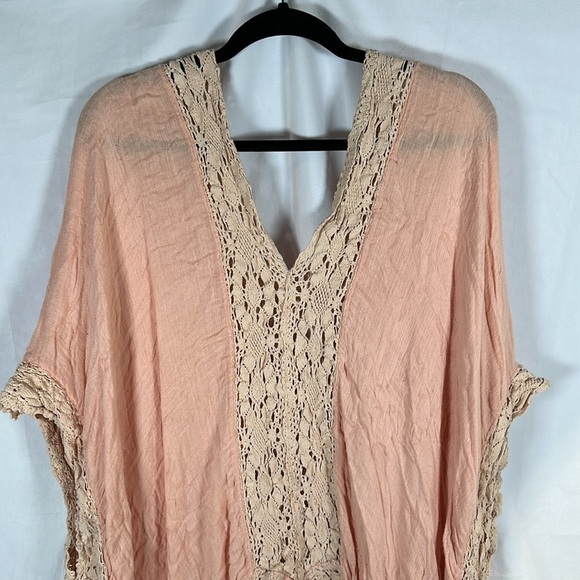 Peach and Cream Knit Poncho - Picture 5 of 6